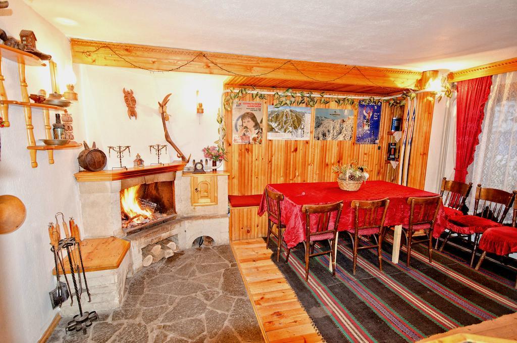 Palyongov Guest House Chepelare Room photo